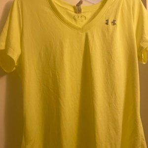 Under Armour V-Neck, Women's Large